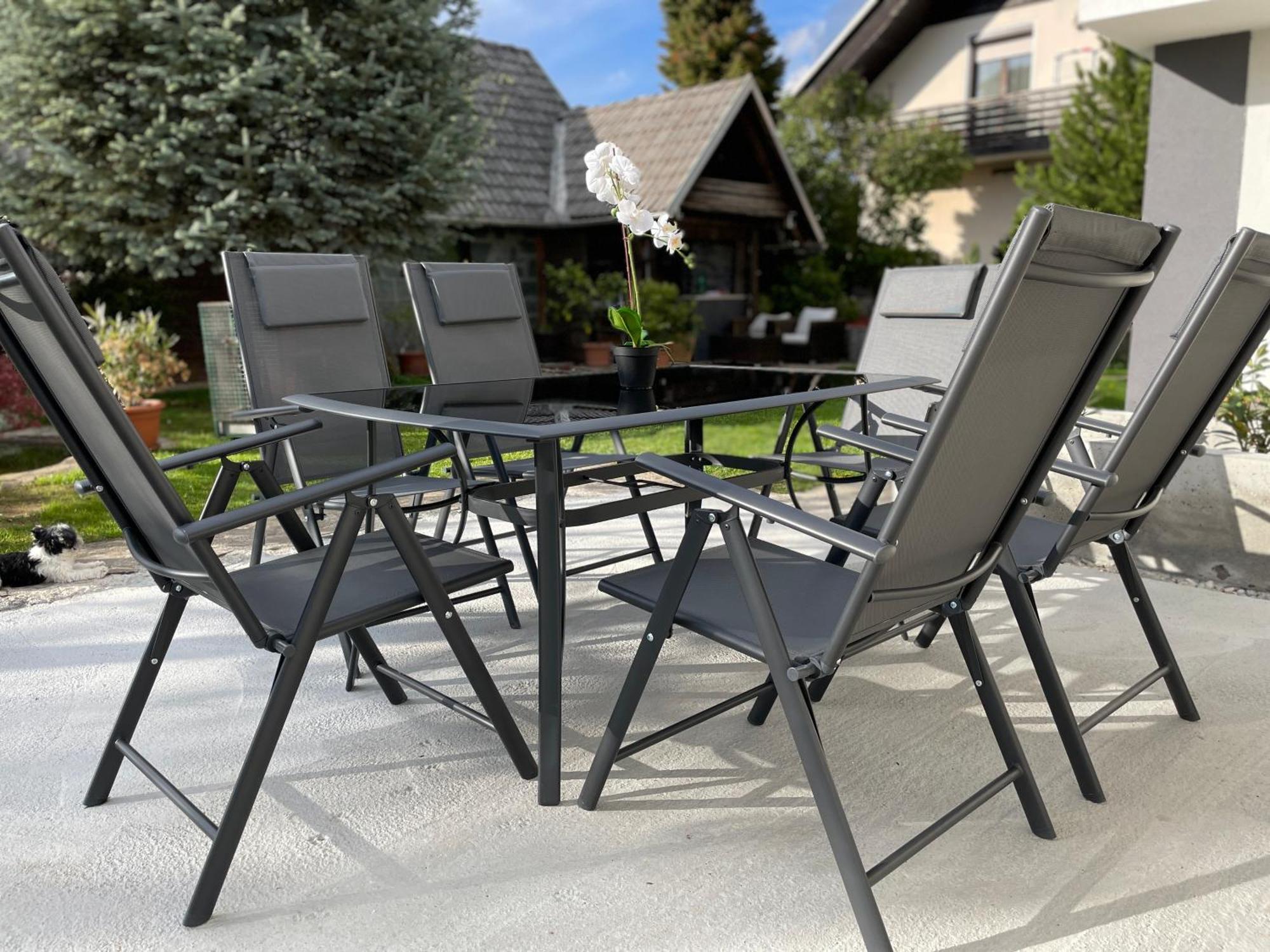 Green Oasis Garden Šenčur Eksteriør billede